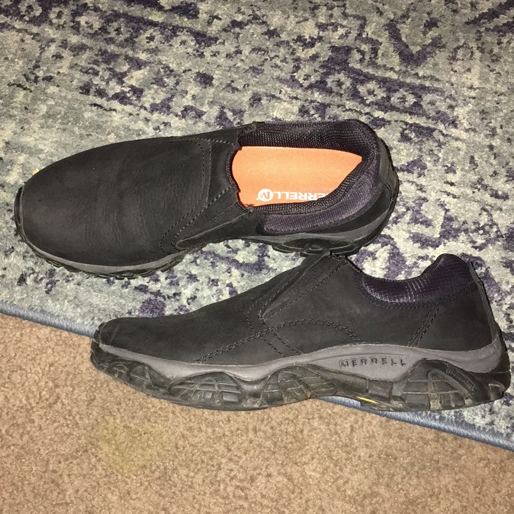 Men’s super nice nonslip slipons